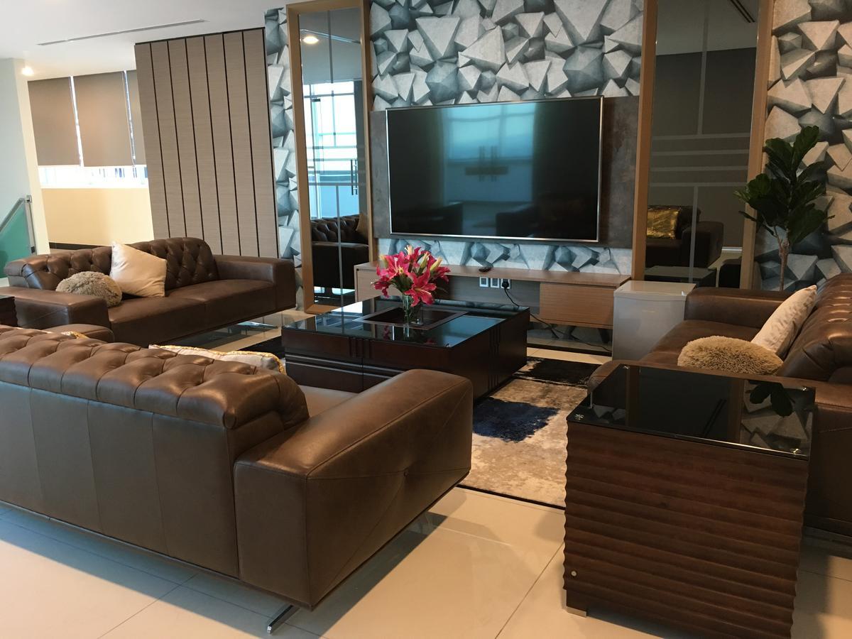 Jb City Paragon Serviced Apartment Τζόχορ Μπάχρου Εξωτερικό φωτογραφία