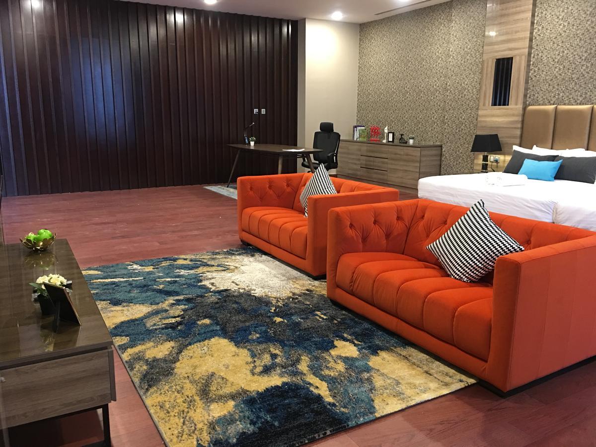 Jb City Paragon Serviced Apartment Τζόχορ Μπάχρου Εξωτερικό φωτογραφία