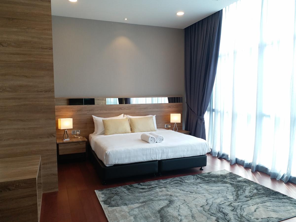 Jb City Paragon Serviced Apartment Τζόχορ Μπάχρου Εξωτερικό φωτογραφία